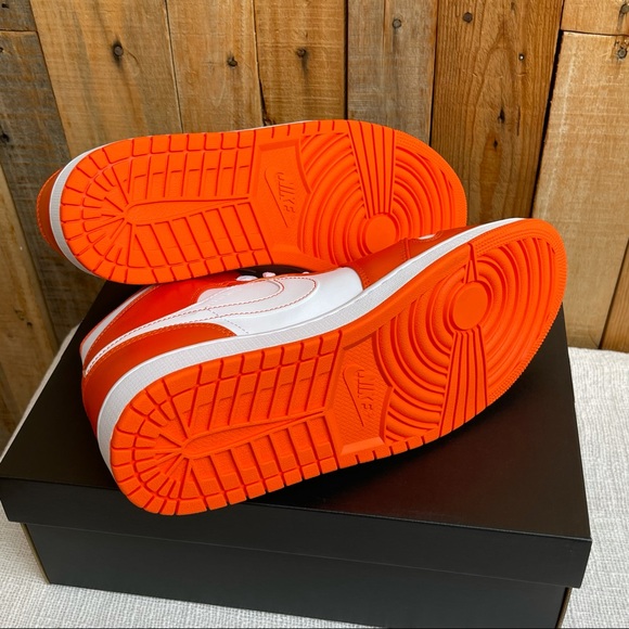 AIR JORDAN 1 MID SE ELECTRO ORANGE 11.5 BRAND NEW IN BOX - Picture 11 of 14